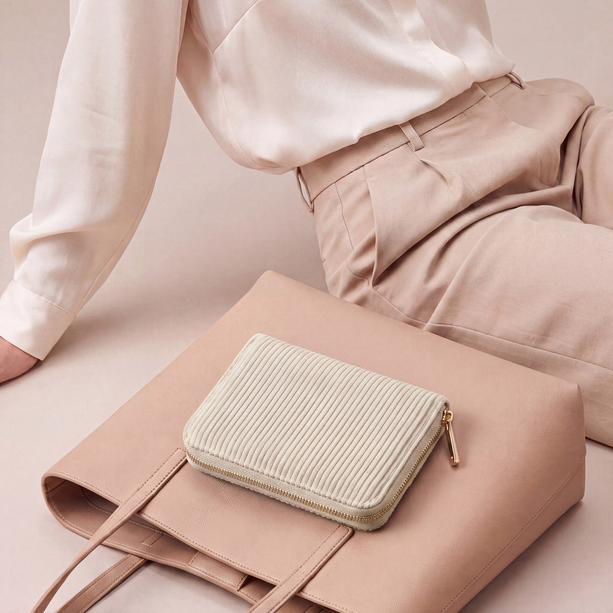 FONDO MEDIUM BEIGE – 07