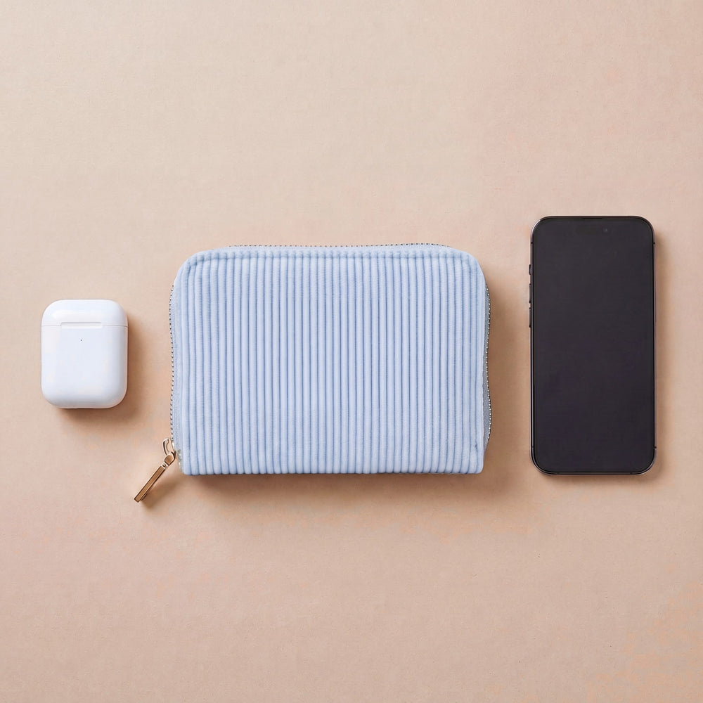 FONDO MEDIUM HELLBLAU – 02