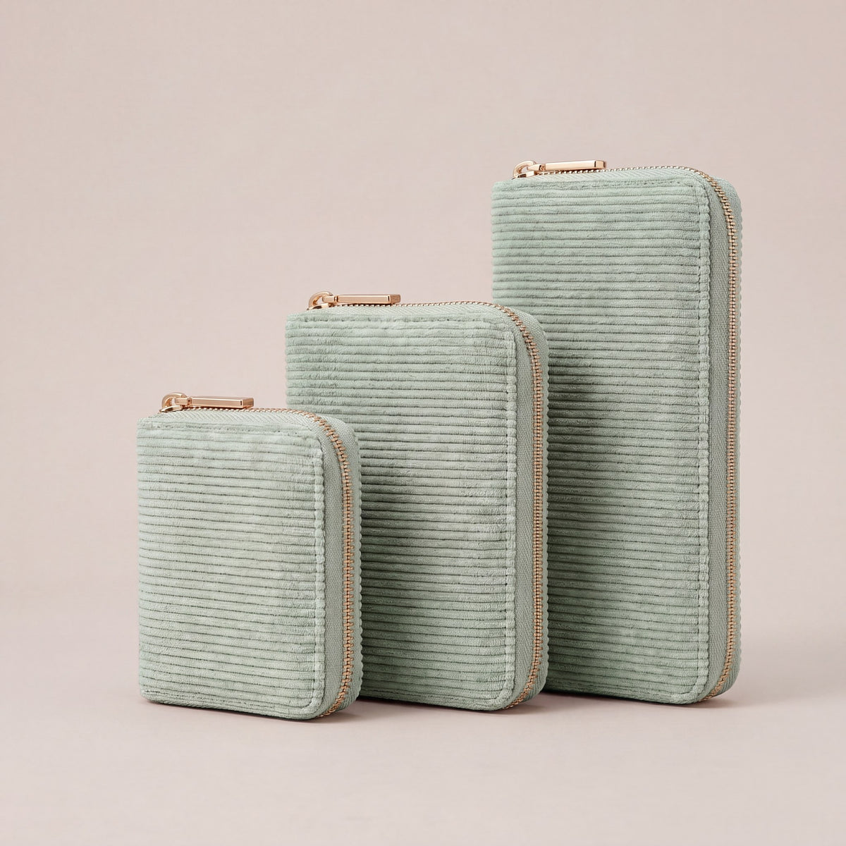 FONDO MEDIUM MINT – 08