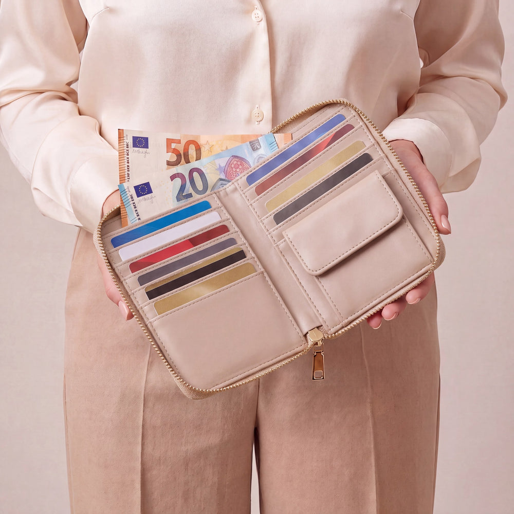 PURA MEDIUM BEIGE – 04